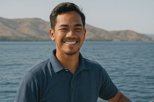 English-speaking Crew​ pinishi labuan bajo