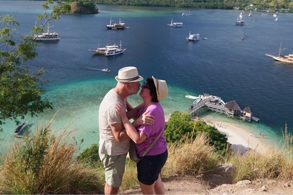 labuan bajo honeymoon destination