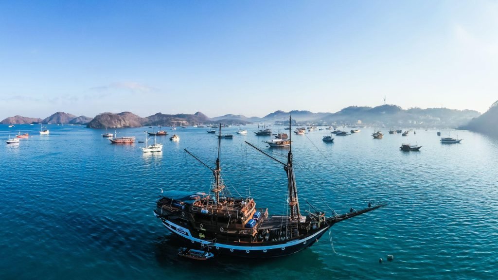 private komodo tour