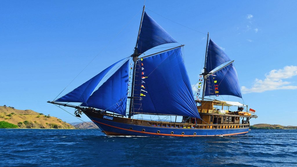 Komodo Diving Liveaboard