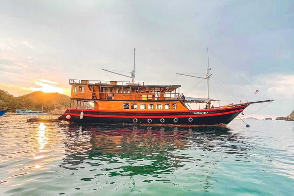 Komodo Island Tour from Labuan Bajo Price