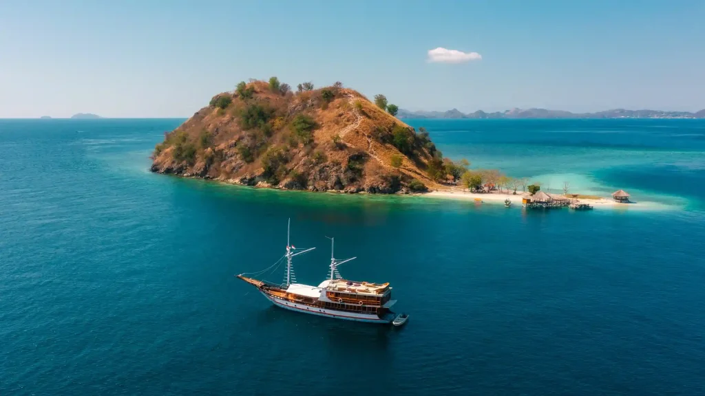 Komodo Tour from Labuan Bajo