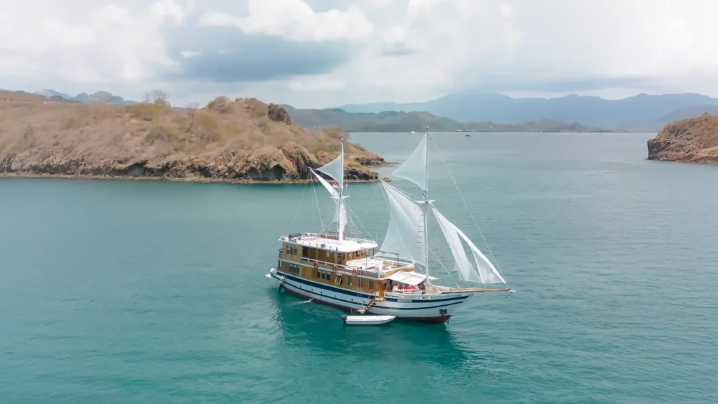 Komodo Exo Tour