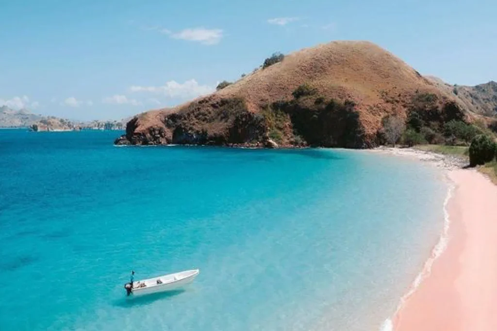 Labuan Bajo Beach