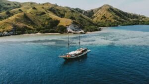 Padar Island accommodation