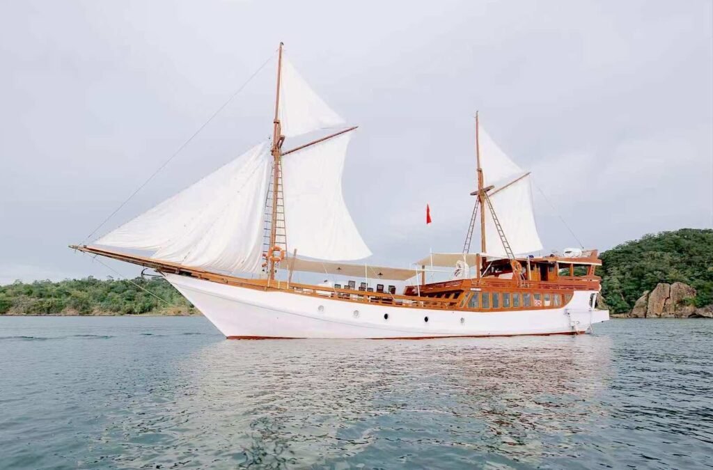 Open tour Komodo