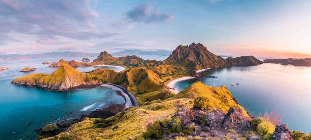How hard is the Padar Island hike