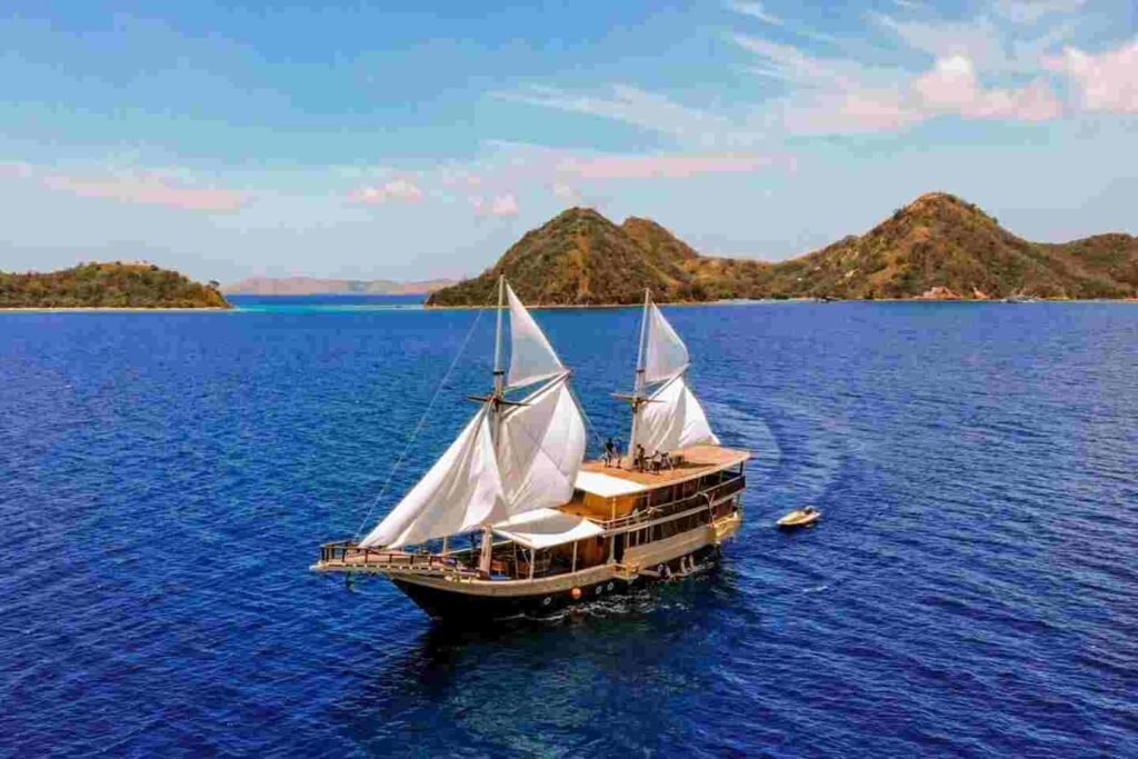 Komodo tour 4D3N from Lombok