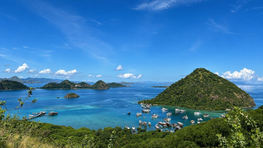 5 main islands of Indonesia