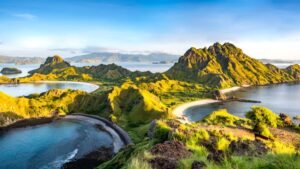 how to get to Padar Island