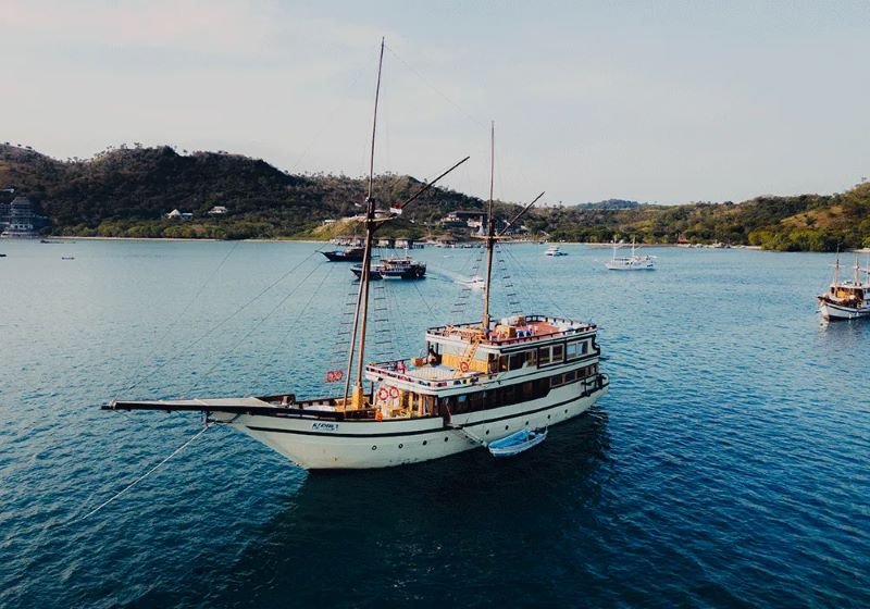Komodo island tour Gili T