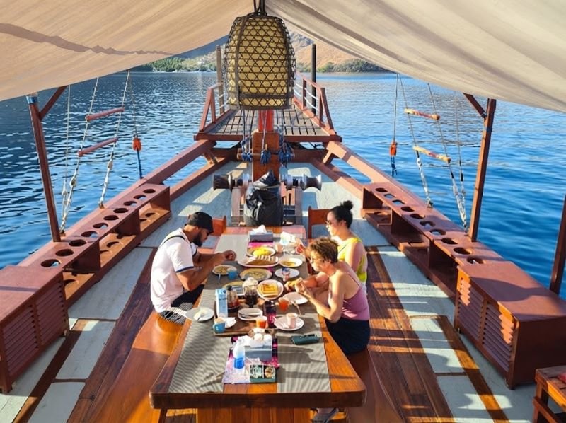 Komodo open trip aja