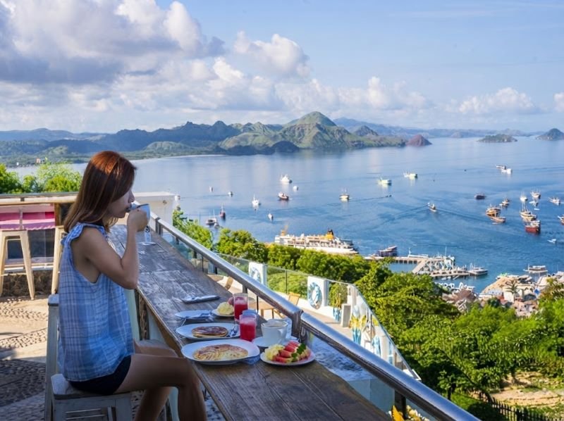 komodo lodge