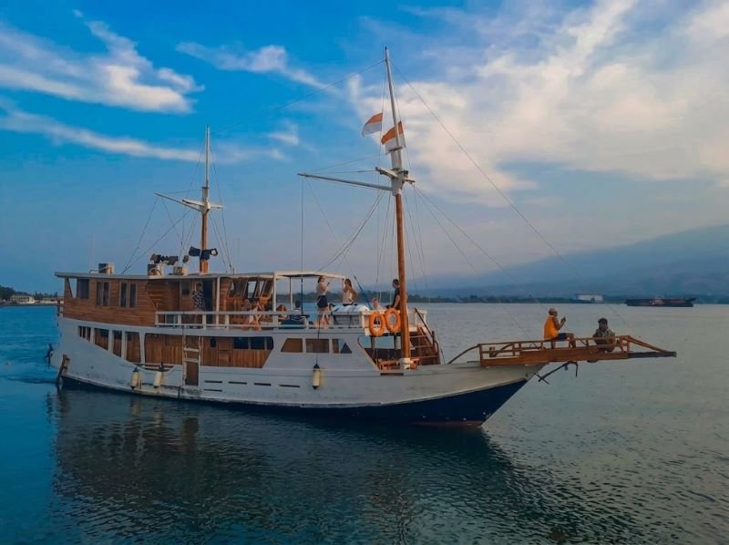 open sailing trip